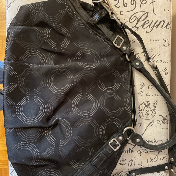 Coach purse - Picture 2 of 3